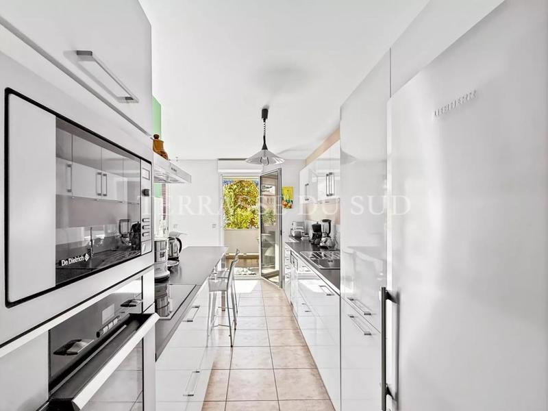 Appartement - 79 m² - 3 pièces