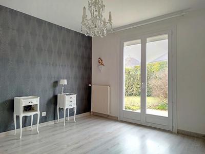 Maison - 92 m² - 3 pièces