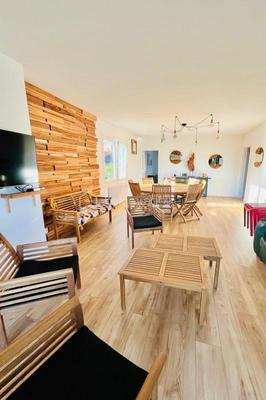 Maison - 204 m² - 8 pièces