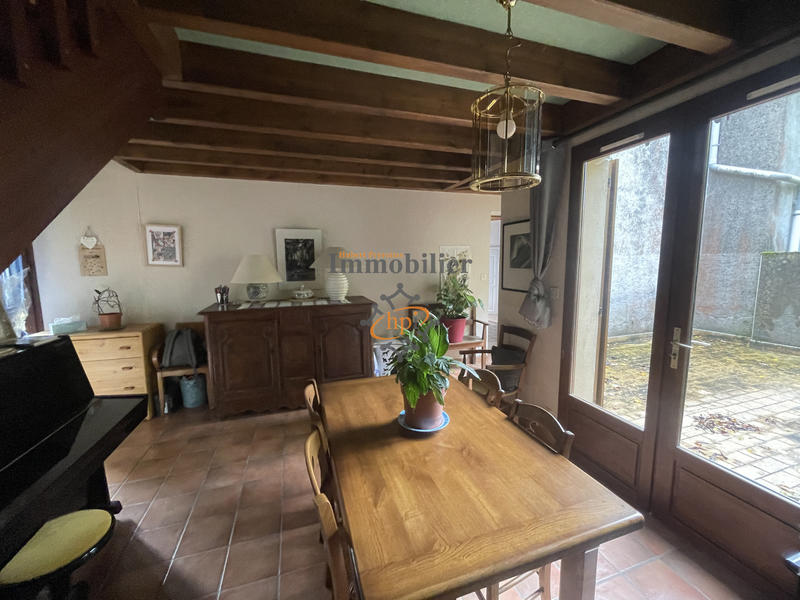 Maison - 103 m² - 6 pièces