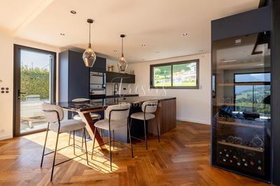 Villa - 252 m² - 7 pièces