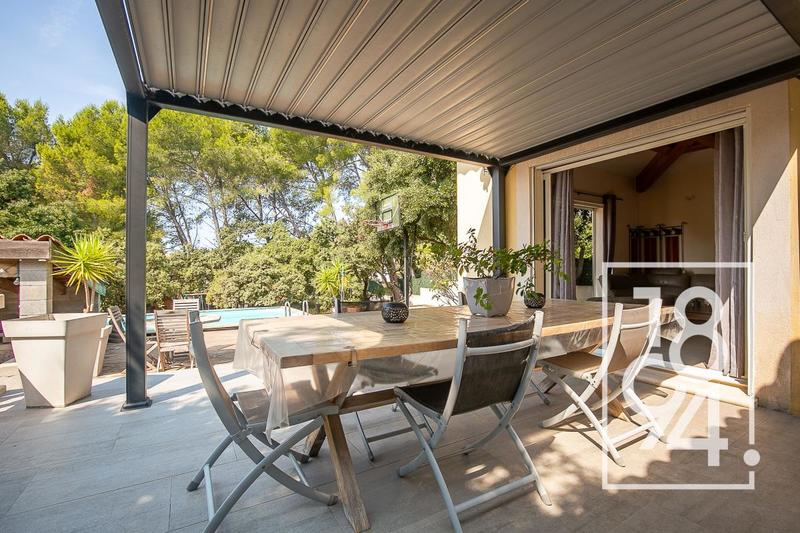 Maison - 109 m² - 4 pièces