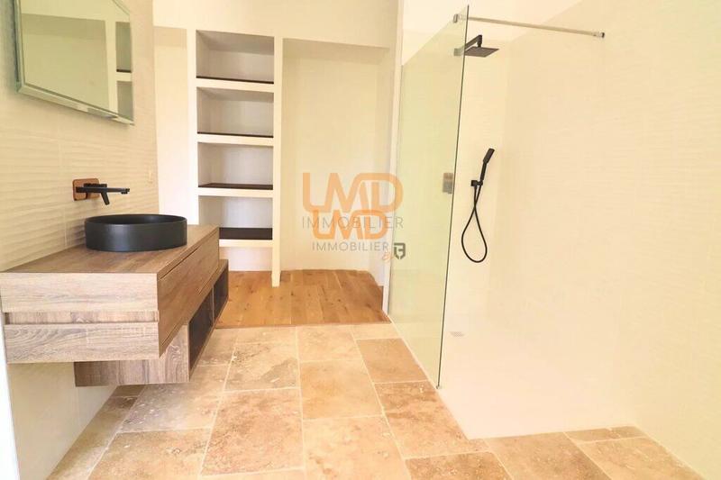 Villa - 219 m² - 5 pièces