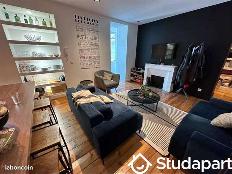 Chambre - 133 m² - 1 pièce