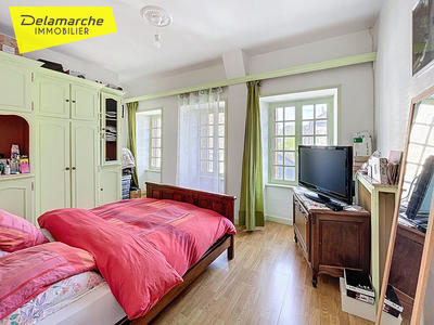 Maison - 102 m² - 5 pièces