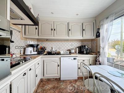 Maison traditionnelle - 138 m² - 6 pièces