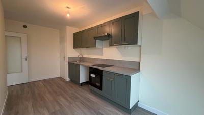 Appartement - 95 m² - 4 pièces