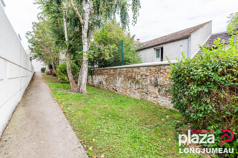 Appartement - 93 m² - 5 pièces