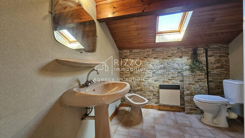 Maison - 170 m² - 6 pièces
