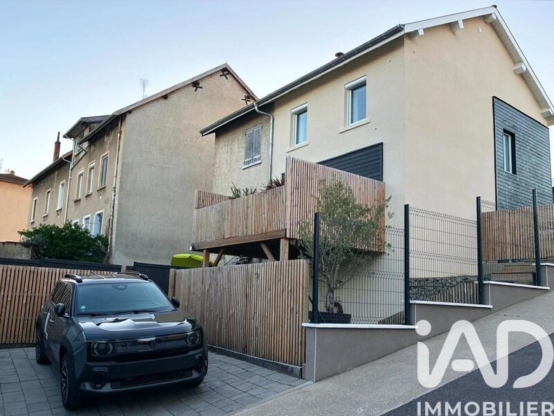 Maison de ville - 93 m² - 4 pièces