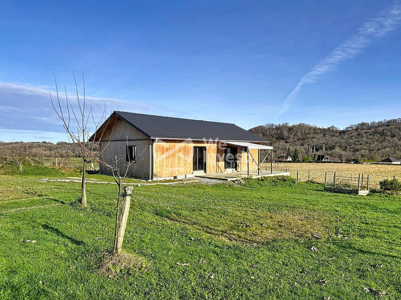 Maison - 96 m² - 4 pièces