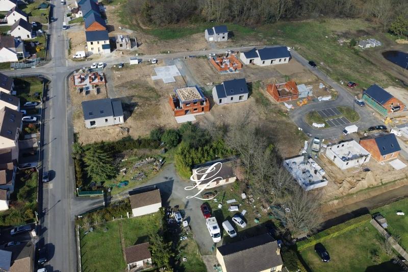 Terrain de lotissements - 235 m²