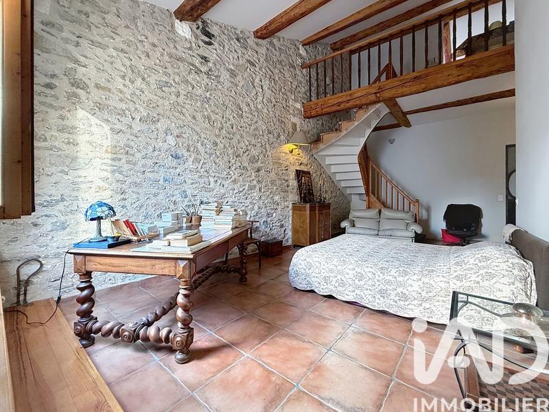 Appartement - 200 m² - 5 pièces