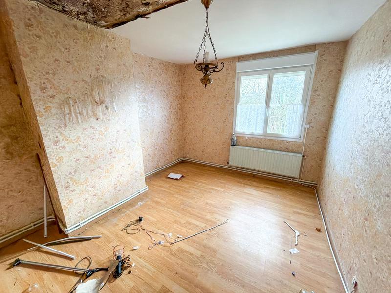 Maison - 185 m² - 8 pièces