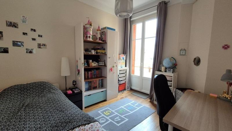 Appartement ancien - 113 m² - 6 pièces