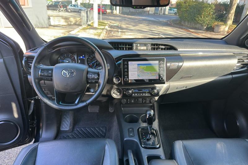 Toyota Hilux 2.8 204 Xtra Invincible