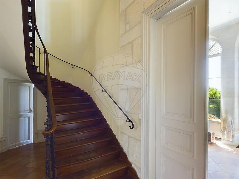 Maison de maîtres - 400 m² - 14 pièces