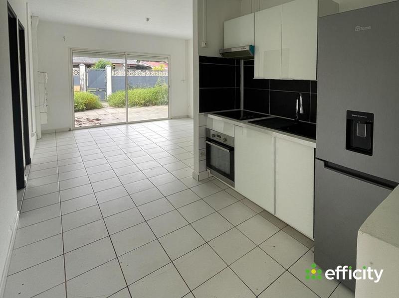 Maison - 65 m² - 5 pièces