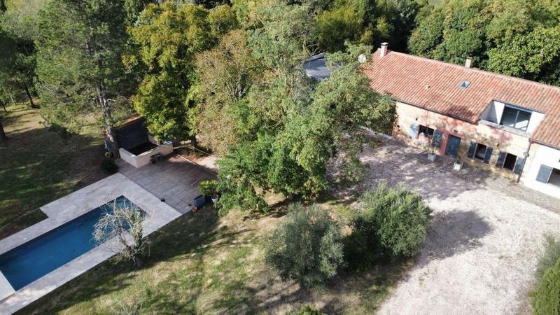 Maison - 315 m² - 7 pièces