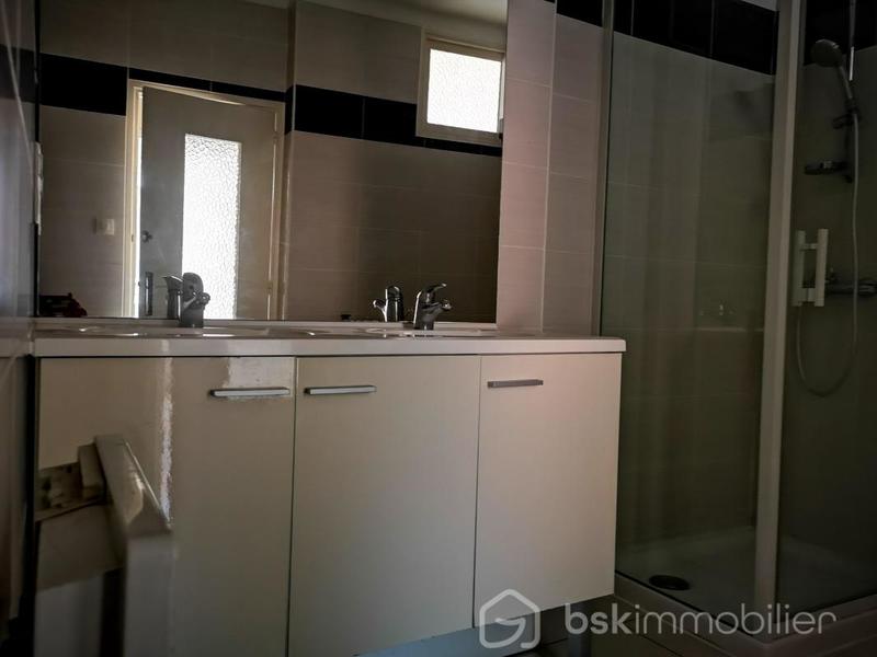 Appartement - 92 m² - 4 pièces