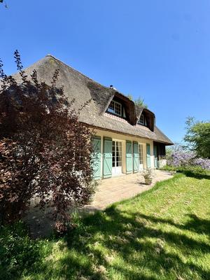 Maison traditionnelle - 141 m² - 6 pièces