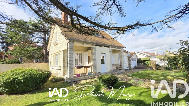 Maison - 99 m² - 5 pièces