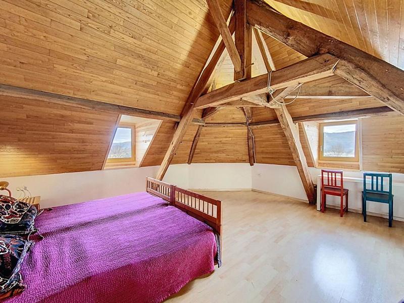 Maison - 260 m² - 10 pièces