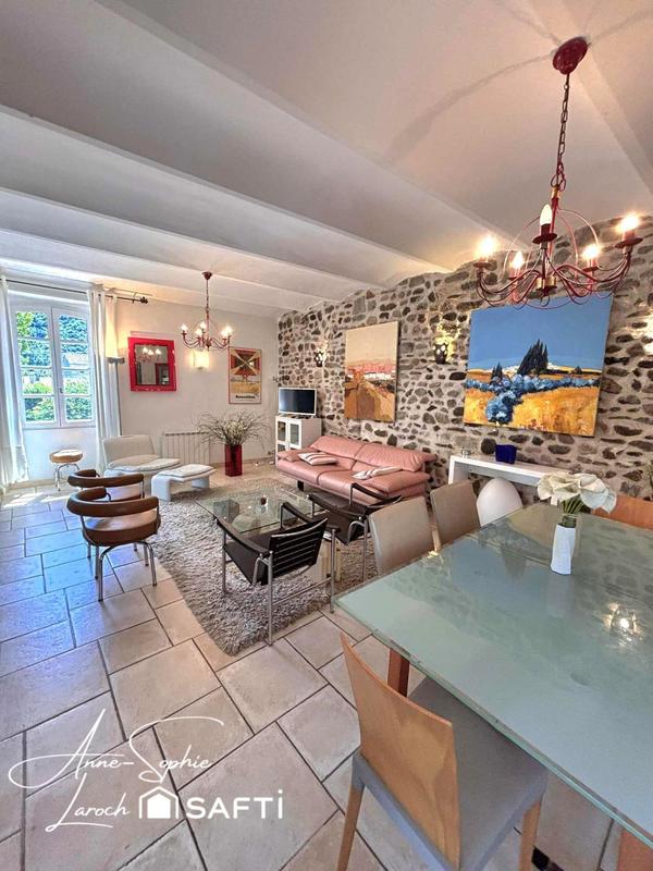 Maison - 182 m² - 6 pièces