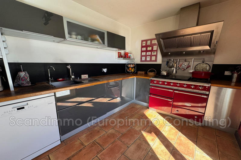 Maison - 169 m² - 6 pièces