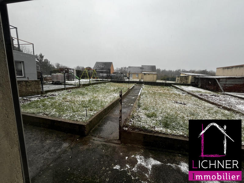 Maison - 140 m² - 8 pièces