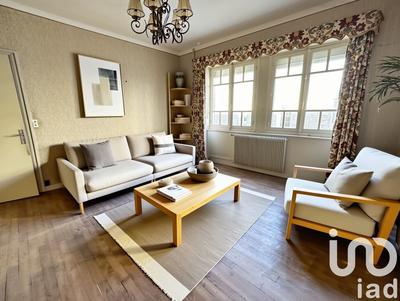 Maison de ville - 135 m² - 7 pièces