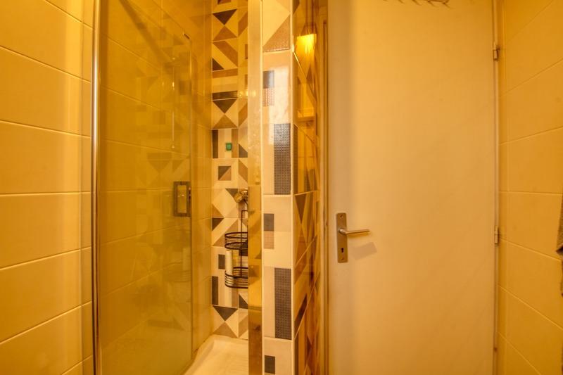 Immeuble - 300 m² - 12 pièces