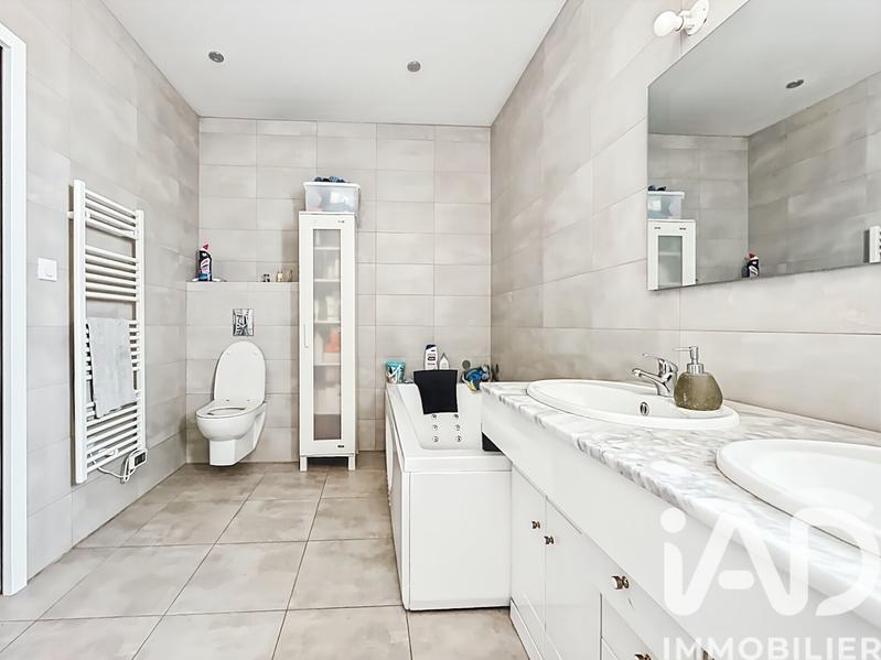 Maison - 142 m² - 5 pièces