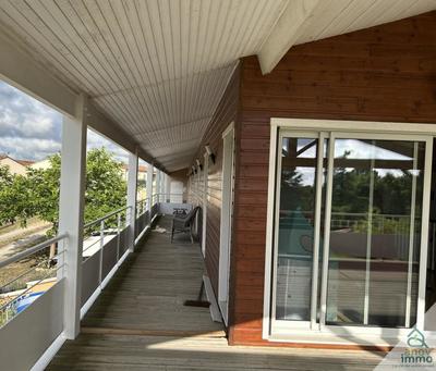 Maison de bois - 155 m² - 5 pièces