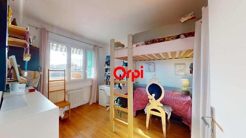 Appartement - 75 m² - 4 pièces