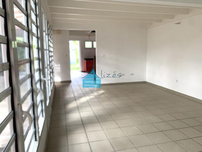 Maison - 87 m² - 4 pièces