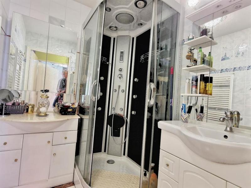 Appartement - 88 m² - 3 pièces