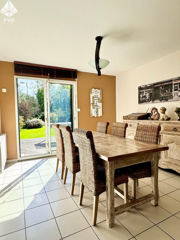 Maison - 170 m² - 7 pièces