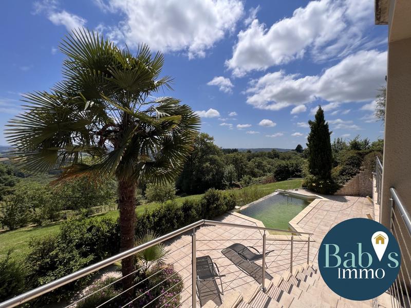 Maison contemporaine - 225 m² - 7 pièces