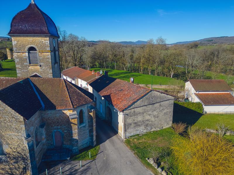 Grange - 76 m² - 1 pièce