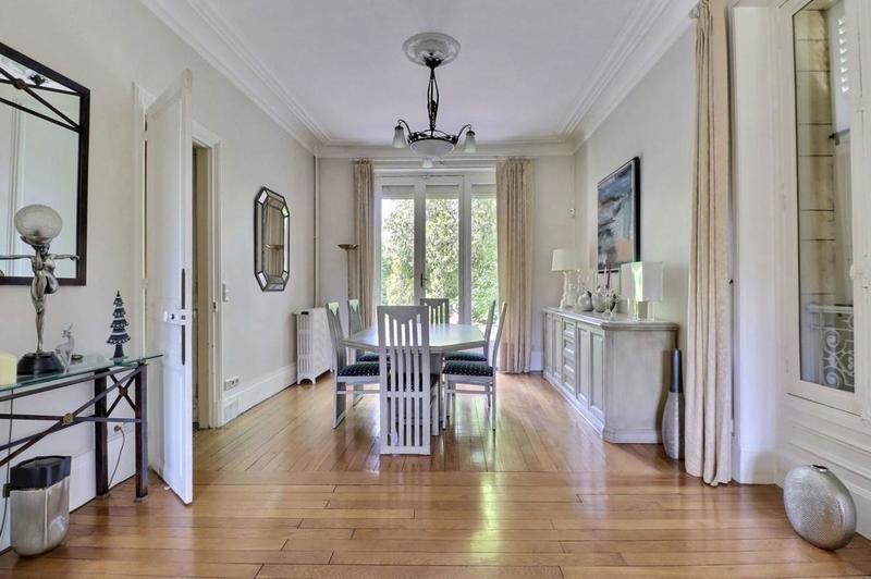 Propriété - 300 m² - 11 pièces