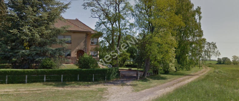 Maison - 222 m² - 8 pièces