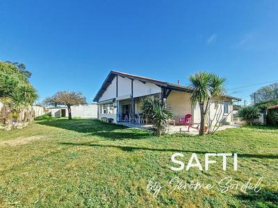 Maison - 156 m² - 8 pièces