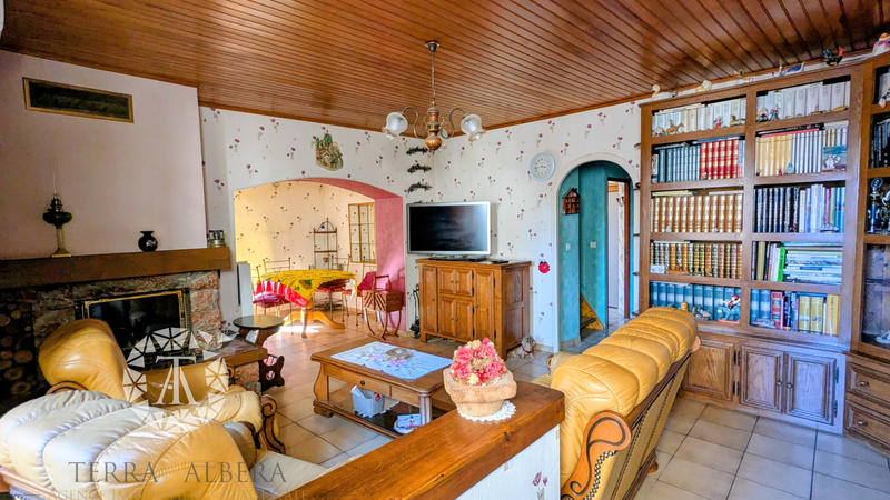 Maison de village - 112 m² - 6 pièces