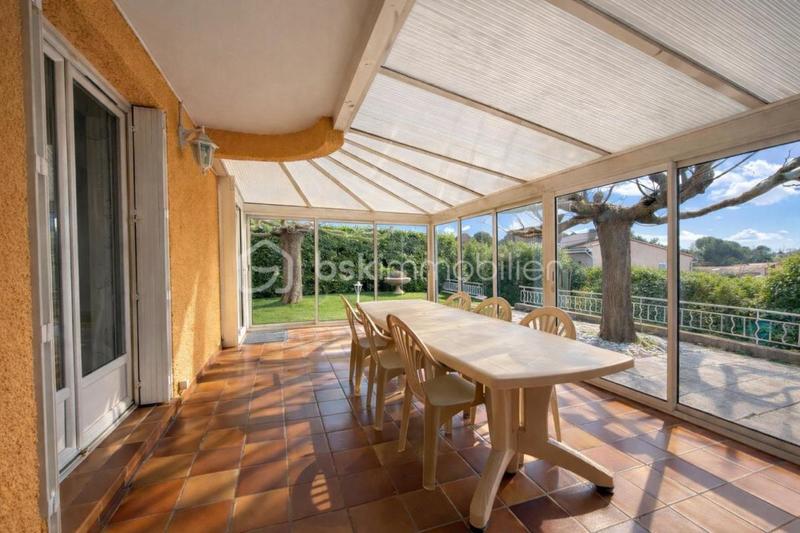 Appartement - 75 m² - 2 pièces