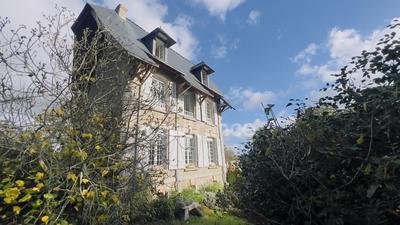 Maison bourgeoise - 145 m² - 6 pièces