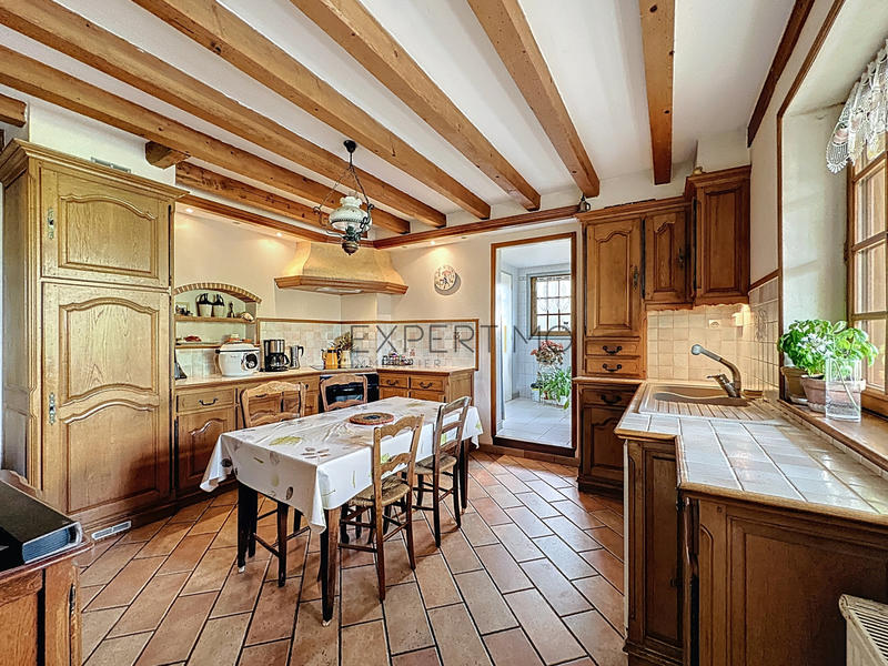 Maison - 194 m² - 10 pièces