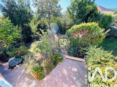 Maison - 88 m² - 5 pièces