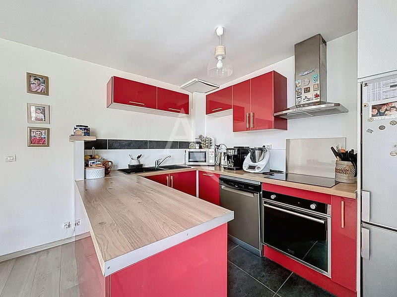 Maison - 104 m² - 5 pièces