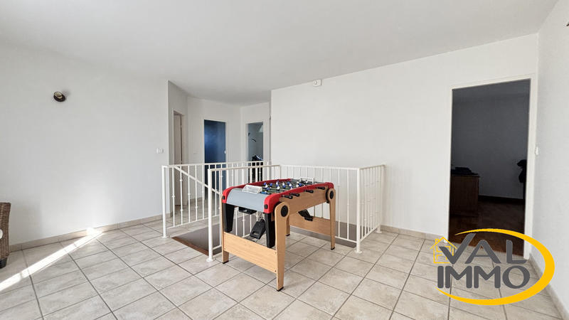 Villa - 200 m² - 6 pièces